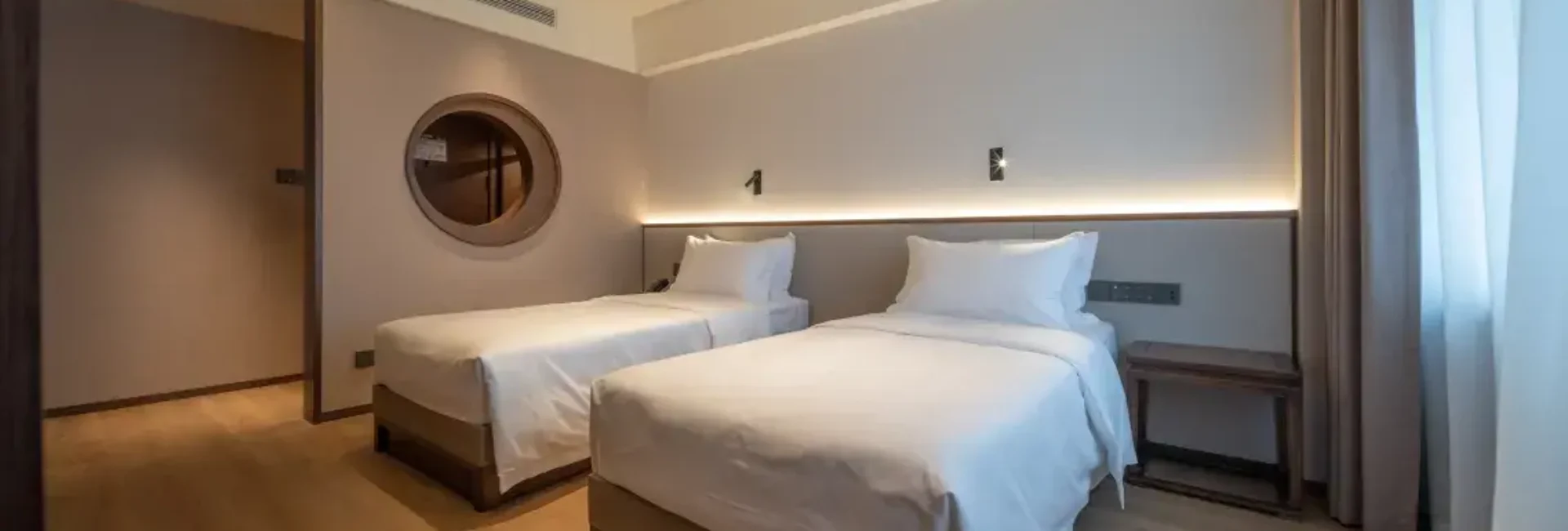 Qingzhu Danfeng Twin Room